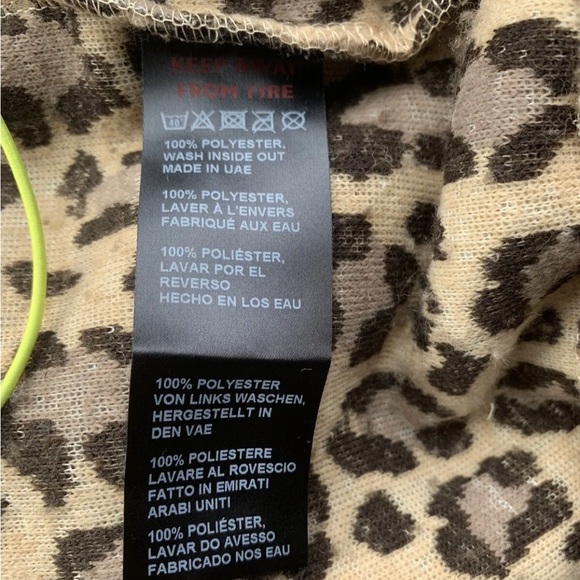 Urban Outfitters Fleece Crop Jumper Brown Beige Mix Leopard Print Neon Zip - Picture 7 of 14